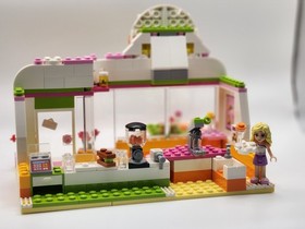 LEGO FRIENDS: Heartlake Juice Bar (41035) Incomplete
