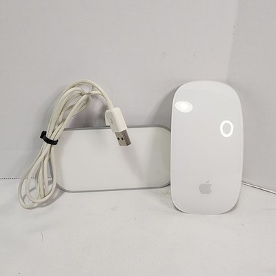 APPLE Magic Mouse + Mobee Magic Charger MO2212 Wireless Inductive Dock + Battery