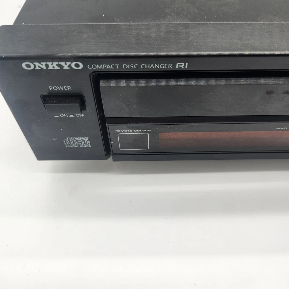 Onkyo DX-C200/C100 CD Player includes remote, cable and instruction manual - Image 2 of 4
