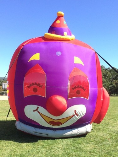 INFLATABLE CLOWN BOUNCE