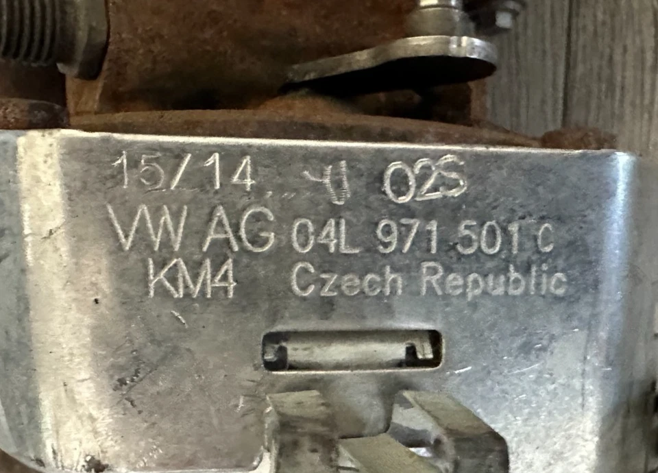 Volkswagen Passat 2015 2016 2017 turbocompresor 1,8 L 04L253019P, original OEM Foto 4 de 4