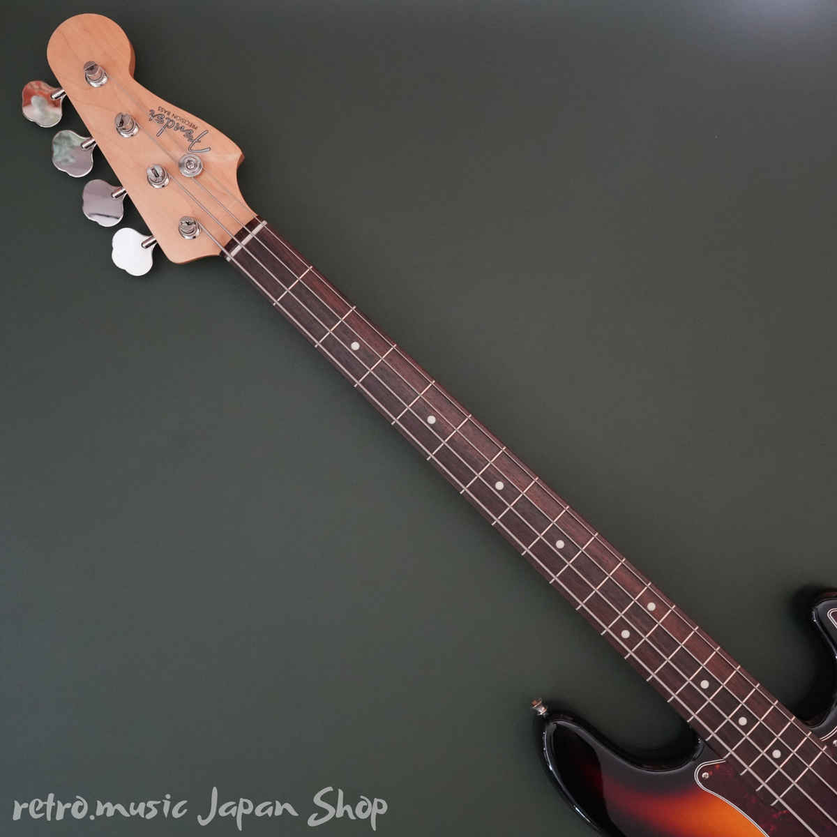 Fender Made in Japan Traditional 60s 3-Color Sunburst Precision
