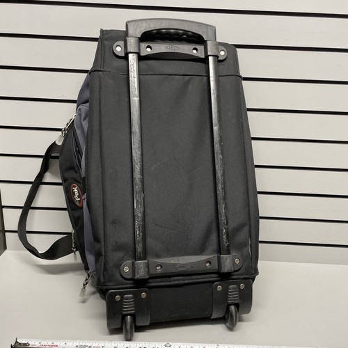 CalPak Rolling Duffle Bag CalPak Luggage - Picture 13 of 24