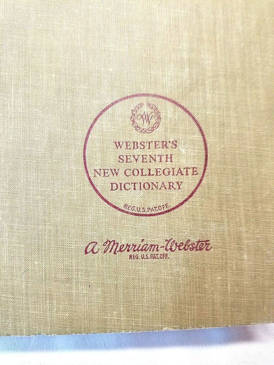 VINTAGE 1967 WEBSTER'S SEVENTH NEW COLLEGIATE DICTIONARY MERRIAM