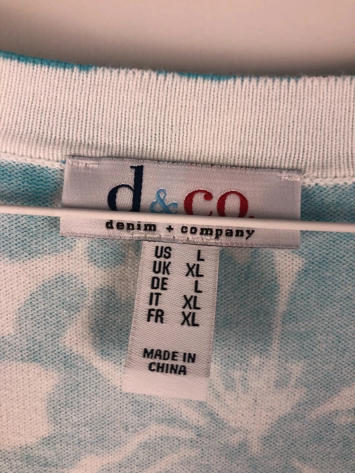 Denim & Co. Women's Size L Cardigan Blue & White Sweater Floral Short Sleeve - Image 3 of 4