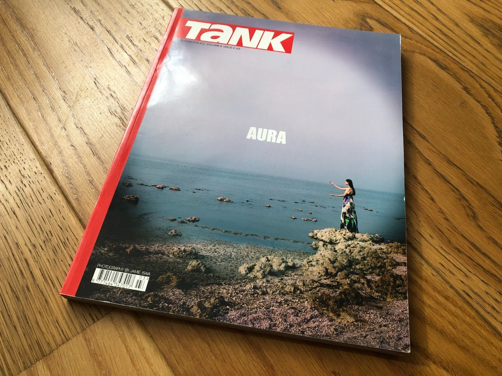TANK MAGAZINE ELITISM FOR ALL VOLUME 5, ISSUE 3 ILLUMINATIONS