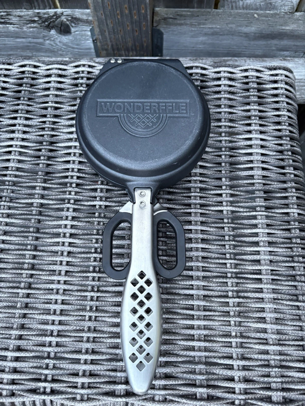 Wonderffle Stuffed Waffle Iron Belgian Waffle Maker Dual Nonstick Pans Portable