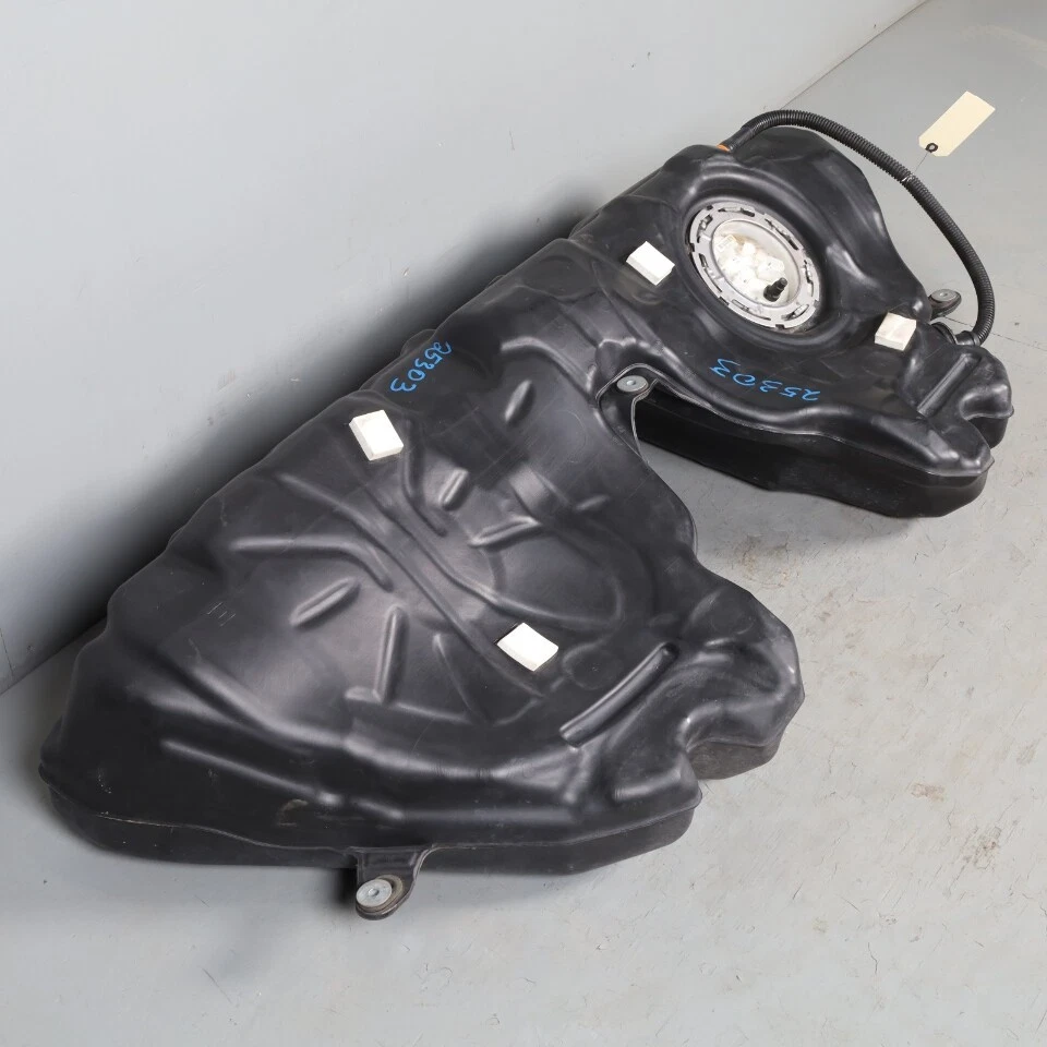 2011-2016 BMW 528i 535i 550i 640i 650i Gas Fuel Tank 16117268031 OEM Used Foto 2 de 4