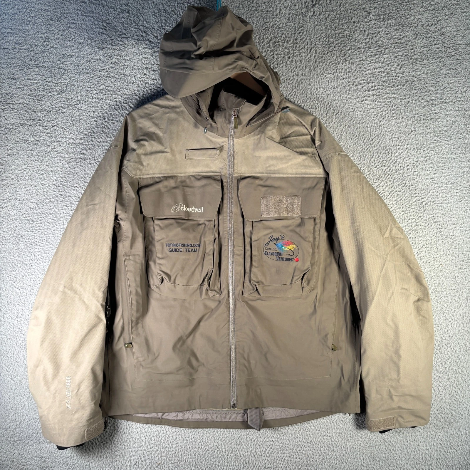 Cloudveil Gore-Tex Fishing Jacket Men’s L Guide Wading Brown Hooded Waterproof
Opens in a new window