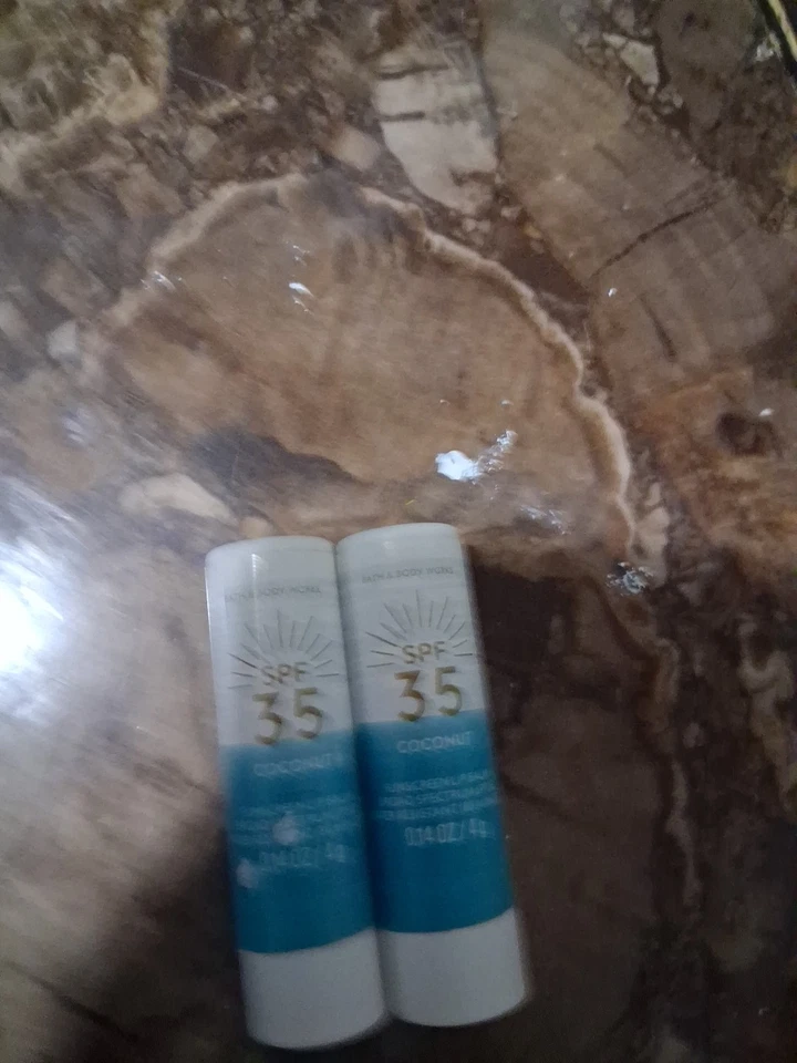 Lip Gloss Bath And Body Works - Image 2 of 3