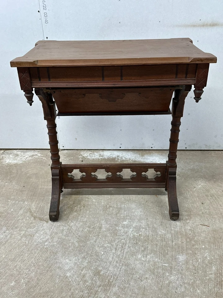 antiguo nogal tallado victoriano mesa de costura soporte de trabajo 1870 proyecto tlc sólido Foto 3 de 4