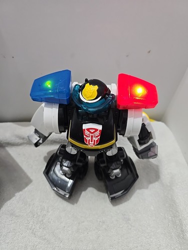 Transformers Playskool Rescue Bots Electronic Chase Police Bot 9” 2010 (A34) - Picture 3 of 4