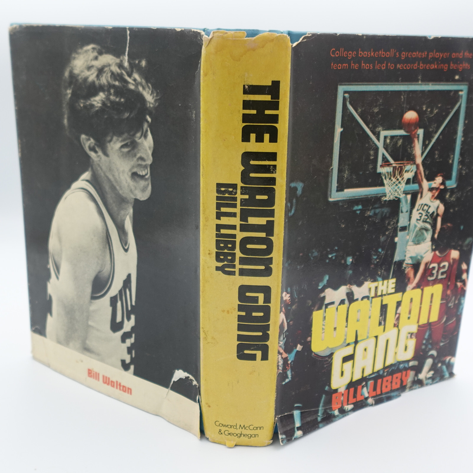 The Walton Gang  by Bill Libby  1974 Hardcover DJ Basketball UCLA College