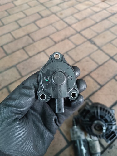 Mercedes-Benz M272 Nockenwellensensor Magnet Stellmotor Nockenwelle A2720510077