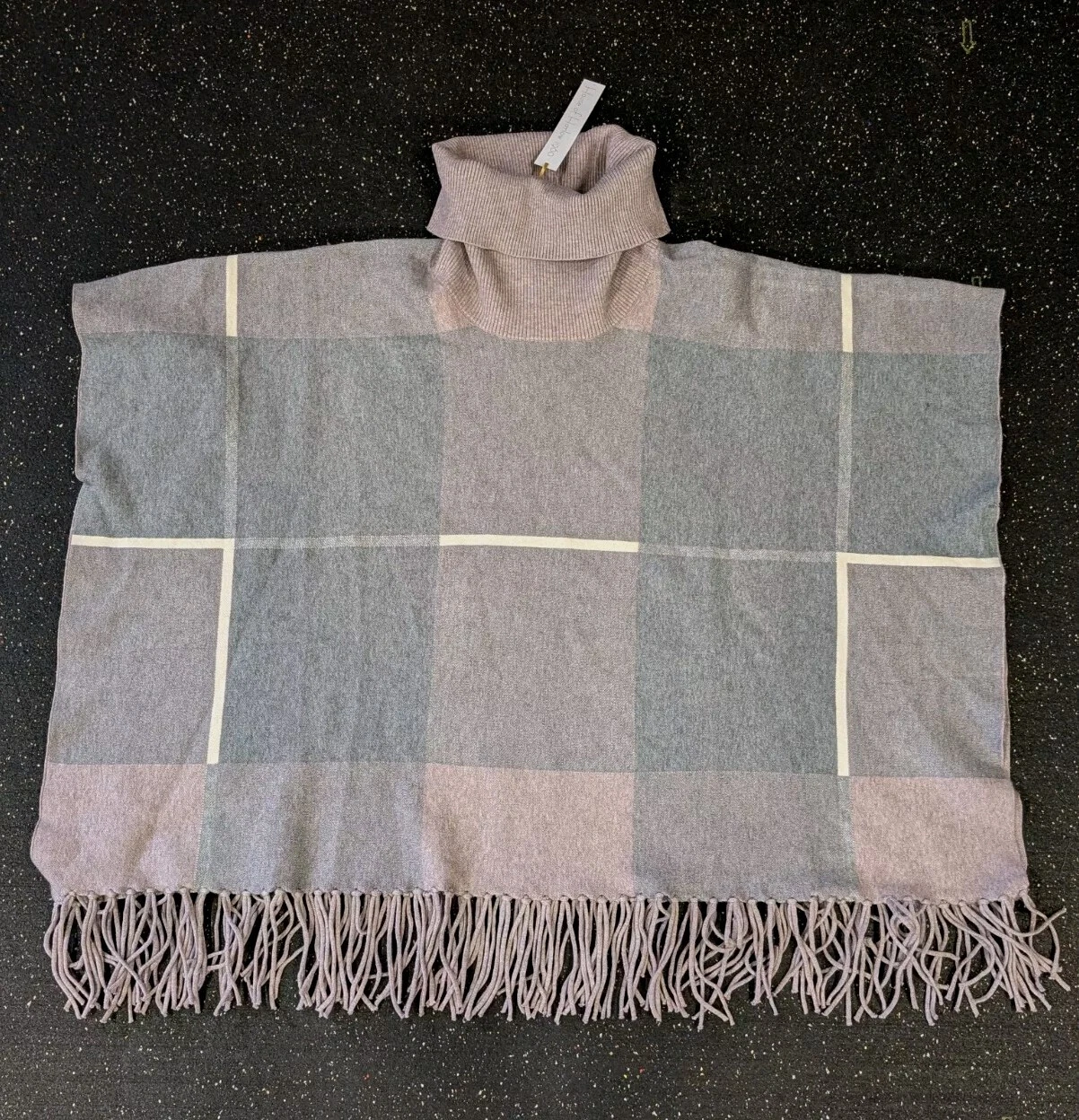 House Of Harlow 1960 Poncho Gray Lilac Knit Turtle Neck One Size Fringe NWT