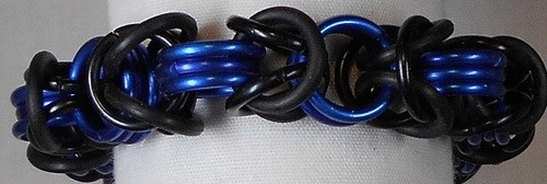 7.5" Chainmaille Stretch Bracelet Byzantine Pattern CHABYZ3NEOBLAAABLABLU16516 - Picture 2 of 3