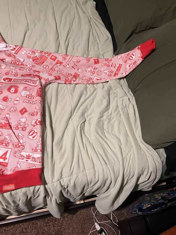 Sudadera con Capucha Nintendo Mario Kart Hombre XXL Apenas Usada Excelente Estado Foto 3 de 4