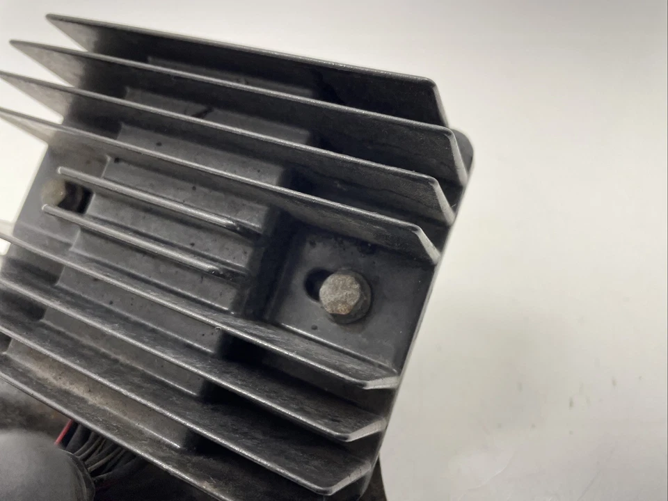 ♻️ Rectificador regulador de voltaje Suzuki GSX 1250 FA L0 2010 - 2016 ♻️ Foto 4 de 4