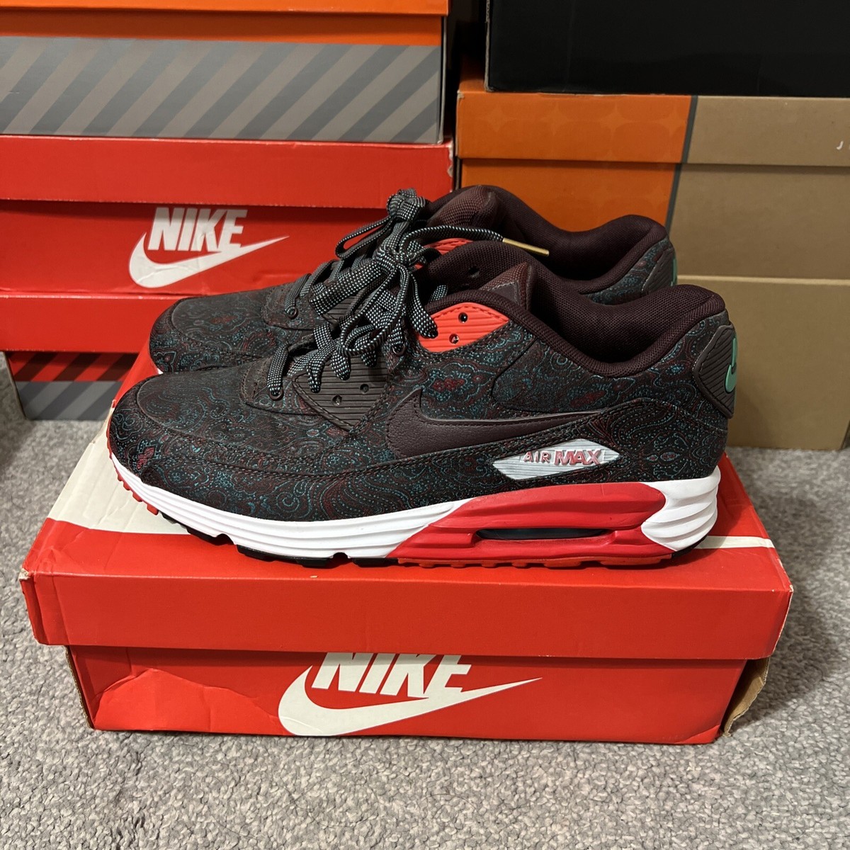 air max 90 suit and tie