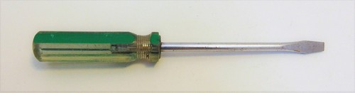 Tonglee 106 Chrome Vanadium Screwdriver Plastic Handle Made in U.S.A - Picture 6 of 8