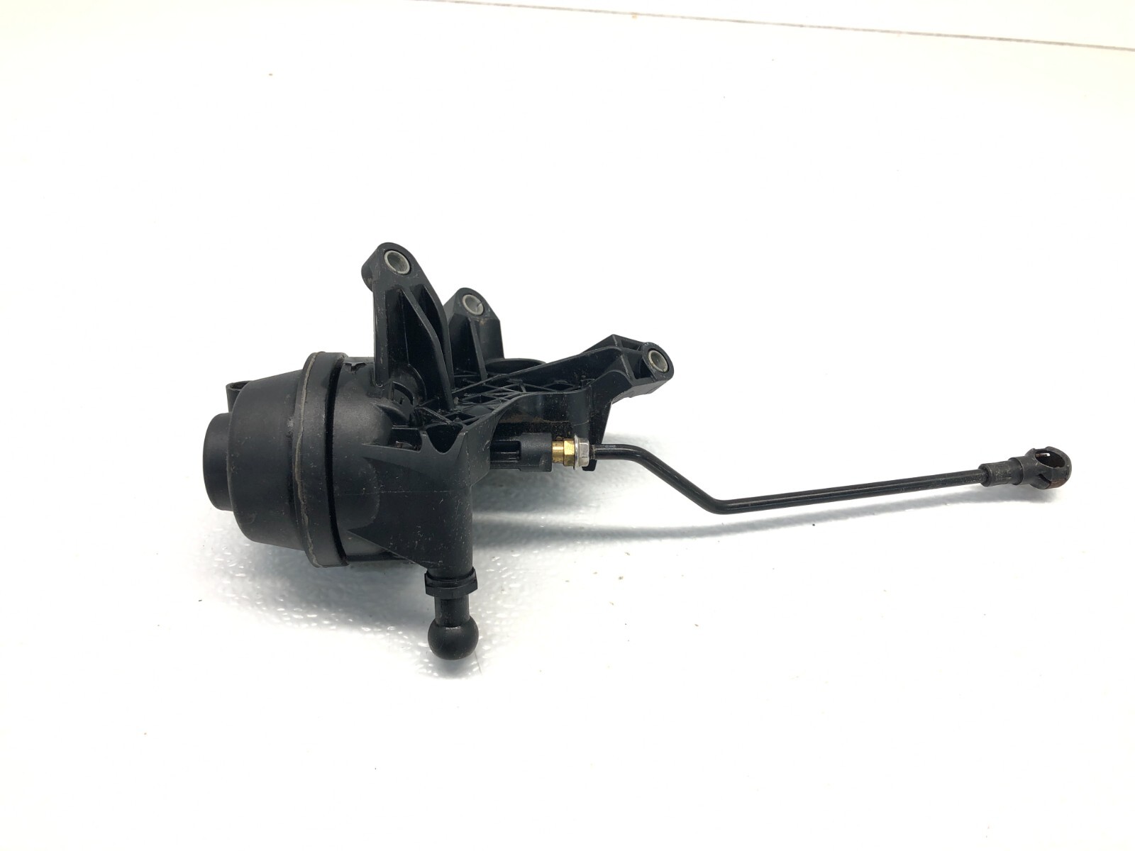 2014-2018 BENTLEY FLYING SPUR V8 FRONT LEFT TURBOCHARGER VACUUM ACTUATOR VALVE