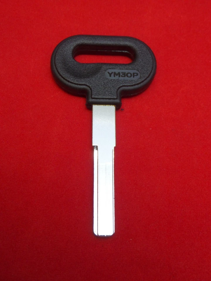 LLAVE MAESTRA EN BLANCO SAAB S32YS-P: SAAB 9000 1986-1998, SAAB 900 1994-1998 Foto 2 de 4