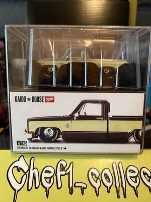 Chase! Mini GT x Kaido House 1:64 Chevrolet Silverado Vintage Spec