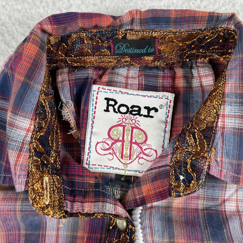 Blusa Roar Feminina Pequena Xadrez Renda Bordada Strass Blusa Ocidental - Imagem 4 de 4