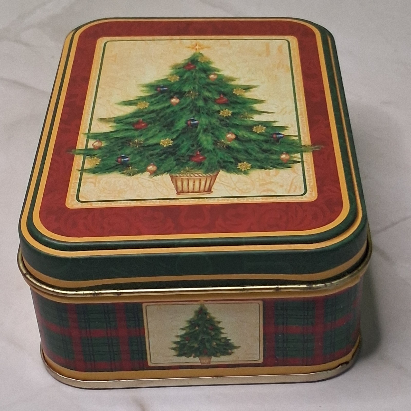 Lindy Bowman Christmas Tree Tin Storage Box Red Green Plaid Holiday Decor Vtg