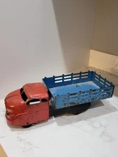 1930’s Wyandotte Pressed Steel Stake Bed Truck Red & Blue 