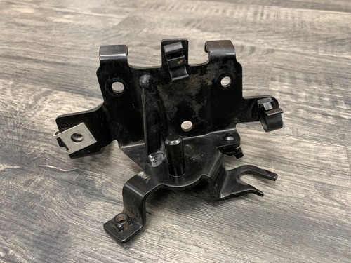 BMW 2013-2018 R1200GS 2019-2023 R1250GS Left Fuel Gas Tank Fastening Bracket OEM