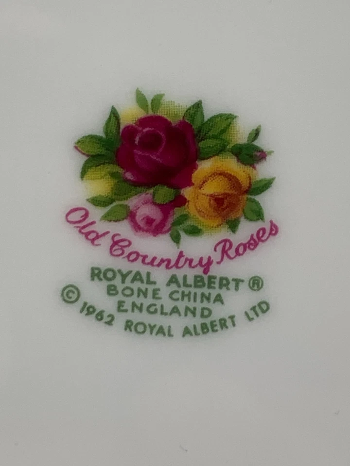 ROYAL ALBERT Old Country Roses HUESO CHINA Inglaterra * ELECCIÓN DEL CLIENTE * 24-104A Foto 2 de 2