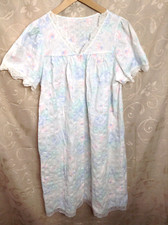 Vintage - Womens - Nightgown - House Dress - Sz Medium - Snap Button Front
