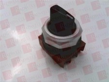 SIEMENS 3SB1100-2DB52 / 3SB11002DB52 (NEW IN BOX)