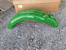 RE259007 John Deere Right hand fender