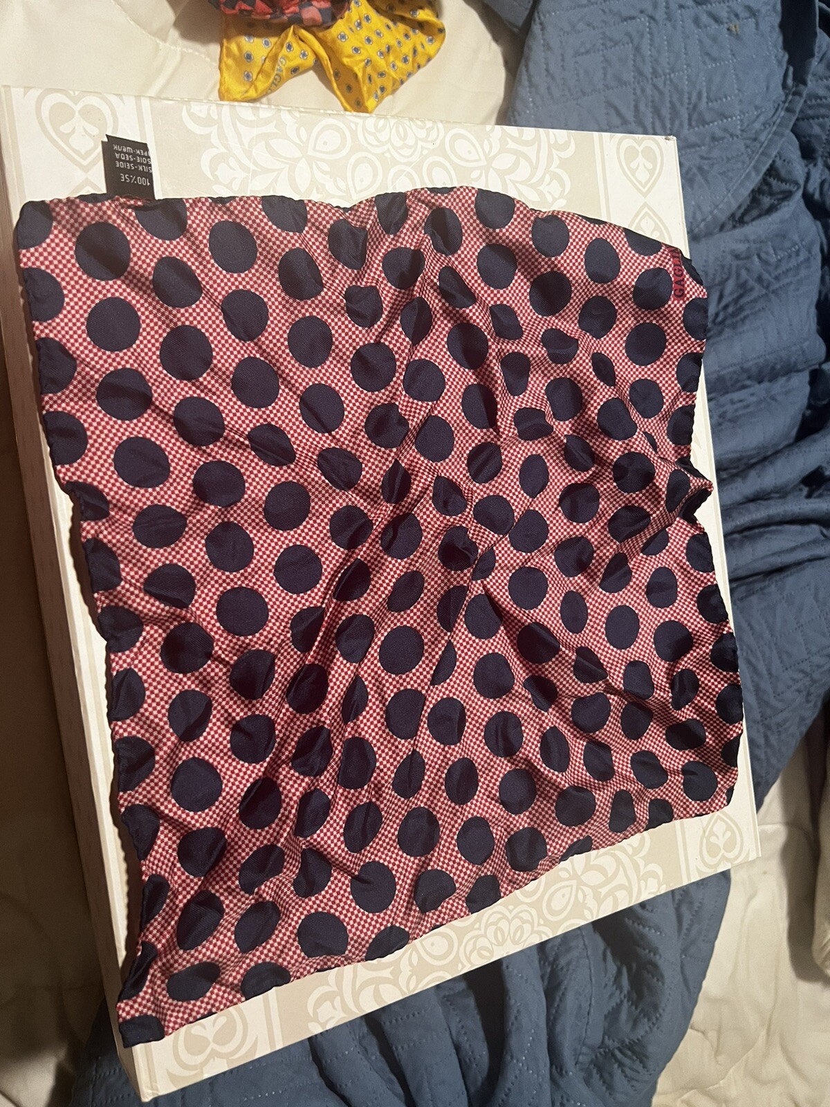 pocket square - image 2