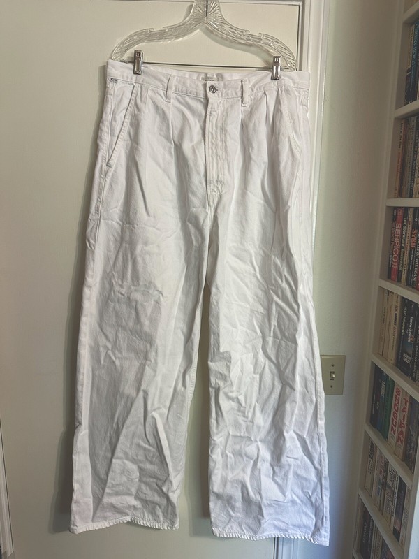 Citizens of Humanity Pleated high rise WideLeg Tall White jeans 33 32 31 Organic