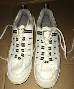 brunswick phantom bowling shoes