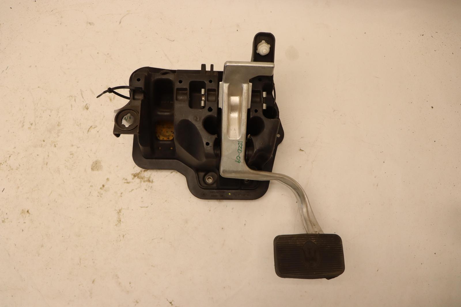 2009-2013 MASERATI GRANTURISMO PARK PARKING BRAKE PEDAL W/ BRACKET OEM