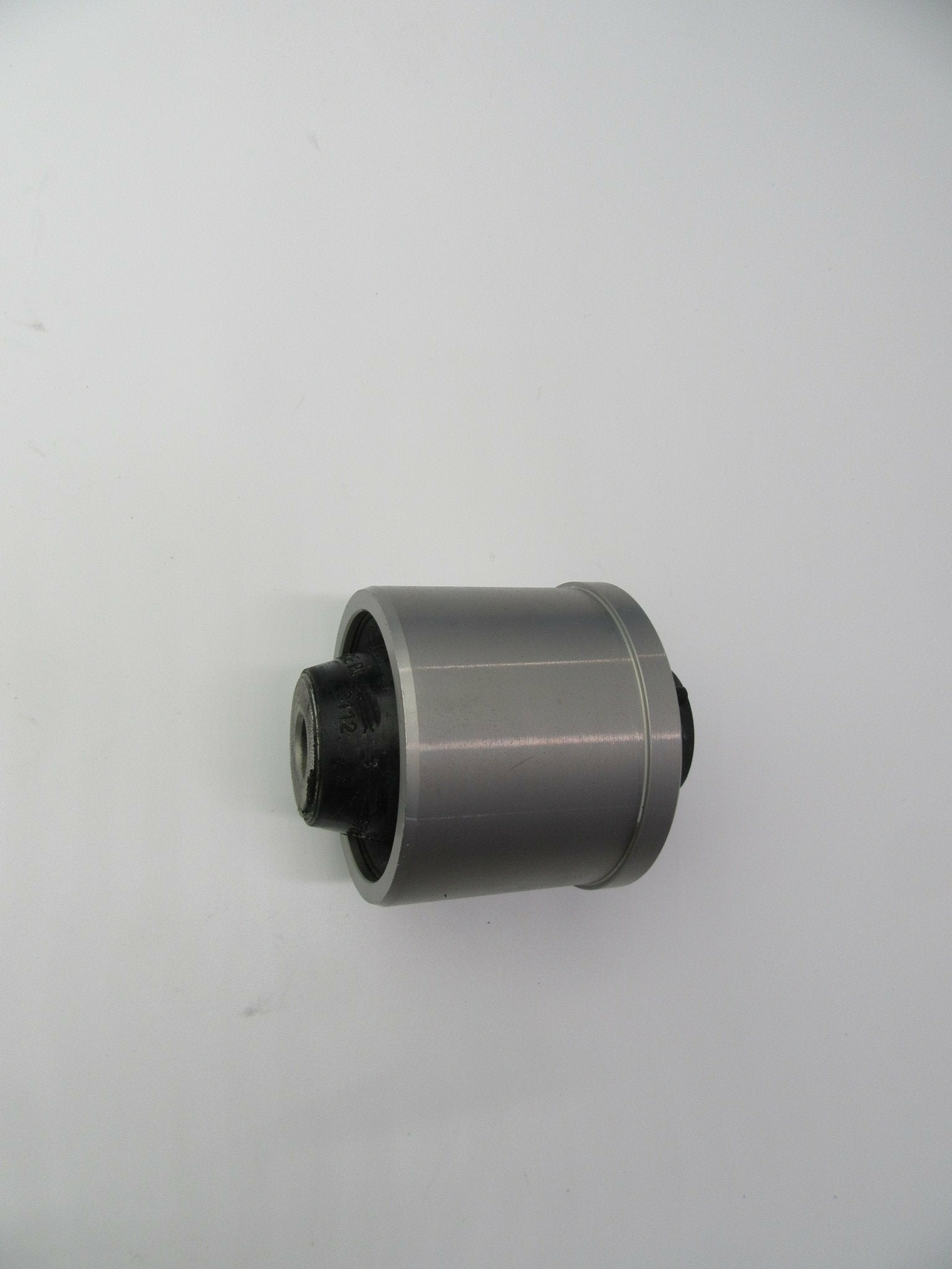 Rolls Royce Phantom lower control arms wishbone rubber mount bushing 357