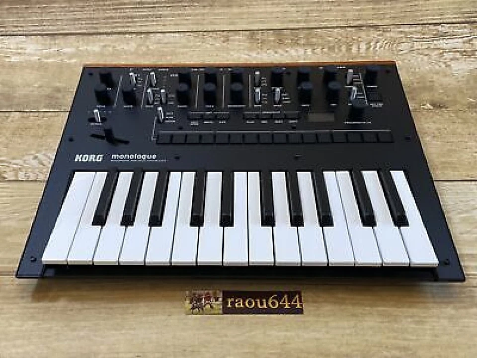 KORG MONOLOGUE-BK Monophonic Analog Synthesizer Black 25 Key - Image 2 of 4