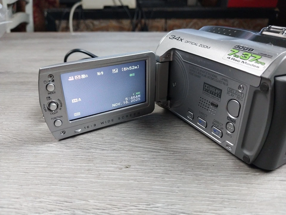 JVC GZ-MG130U Everio Hybrid Record Videos & Still Images HDD Or SD 34x Optical C - Image 3 of 4