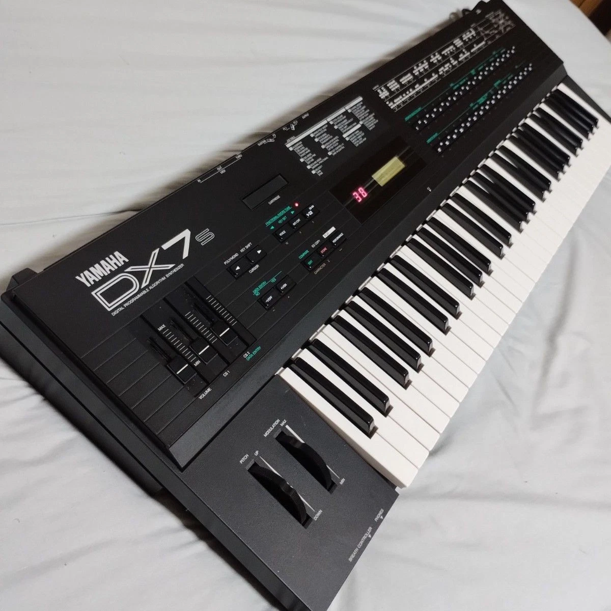 【ジャンク品】Yamaha DX7 シンセサイザー 中古・ジャンク】YAMAHA DX7 シンセサイザー ヤマハ 61鍵 - 神奈川県の