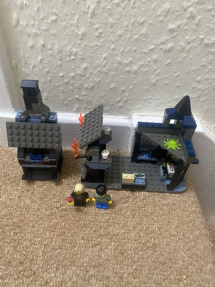 LEGO Harry Potter 4720 Knockturn Alley, photo 2 of 5