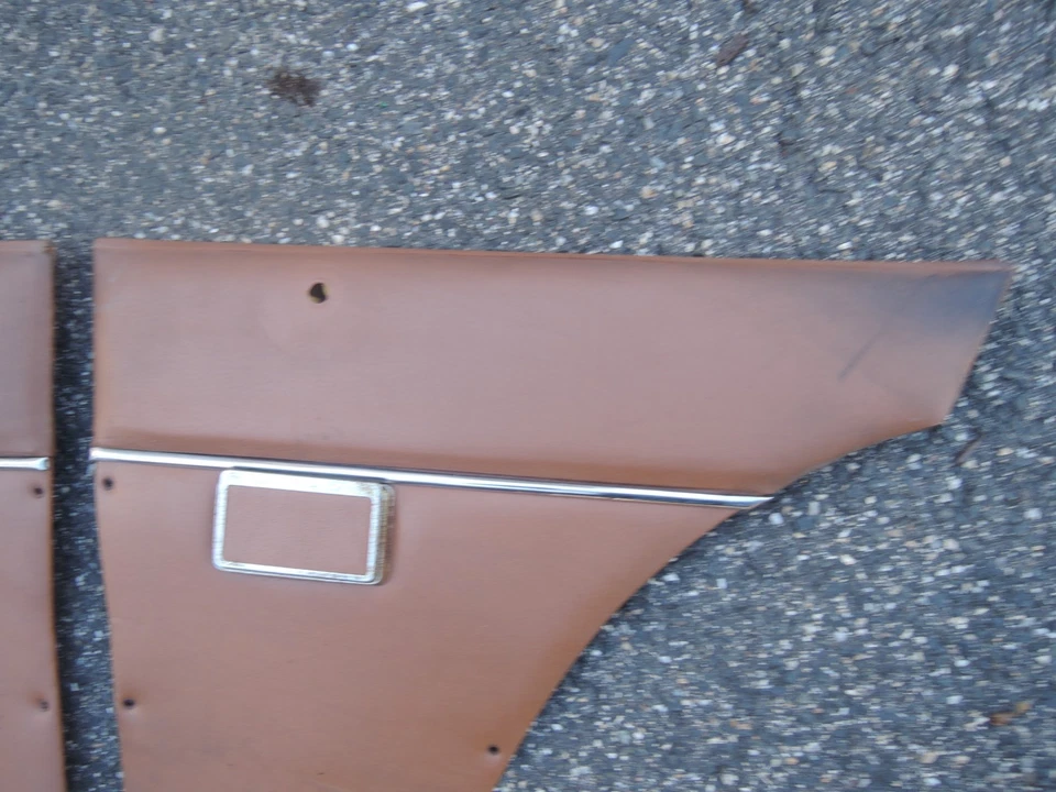Alfa Romeo GIULIA SPRINT GT GTV Used Original Brown REAR INNER PANELS Ash Trays - Image 4 of 4