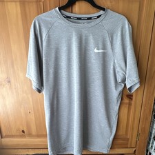 Nike Swim Mens M Gray Athletic Fit Lightweigh...