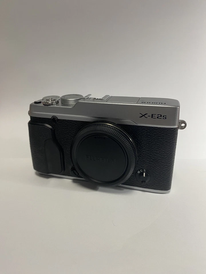 Fujifilm X-E2S 16,3 MP Cámara Digital sin Espejo - Plata (Sólo Cuerpo), foto 1 de 5