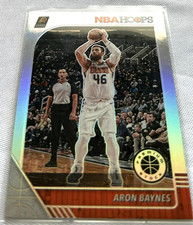 2019-20 Hoops Premium Stock Basketball Aron Baynes Phoenix Suns Silver Prizm 128
