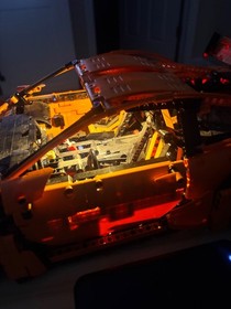 LEGO TECHNIC: Porsche 911 GT3 RS (42056)