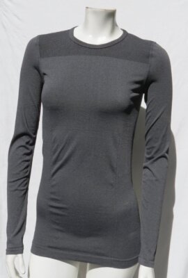 NEW $34 FABLETICS US Women s sz S Gray Long Sleeves Seamless EUREKA Top Running